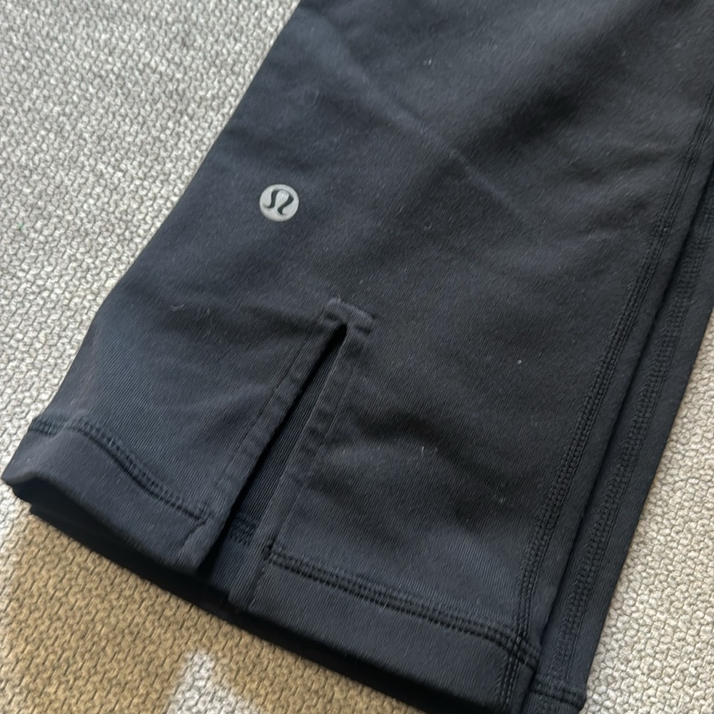 Lululemon Gather & Crow Crop - Picture 10 of 12